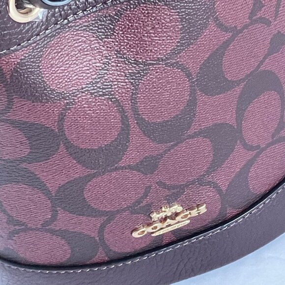 Coach Dempsey CO072 Drawstring Bucket Bag 15 Oxblood Red Leather Crossbody - Picture 9 of 10